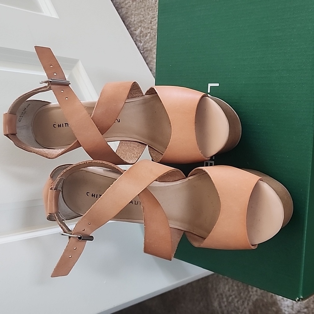 Chinese Laundry wedges